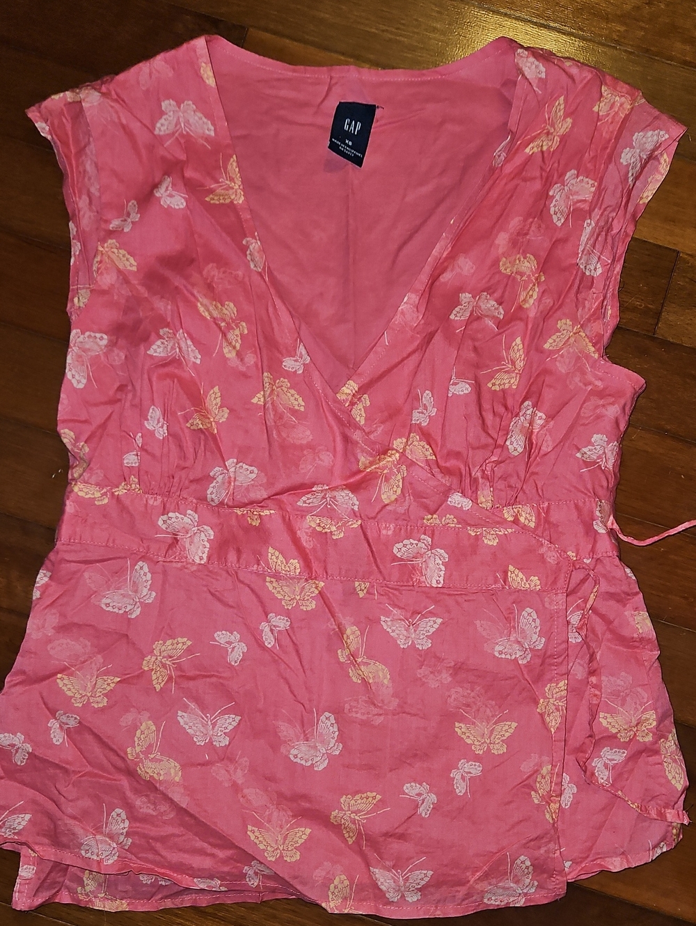 5FOR$30 GAP Pink Butterfly V-Neck Wrap Blouse with Waist Tie